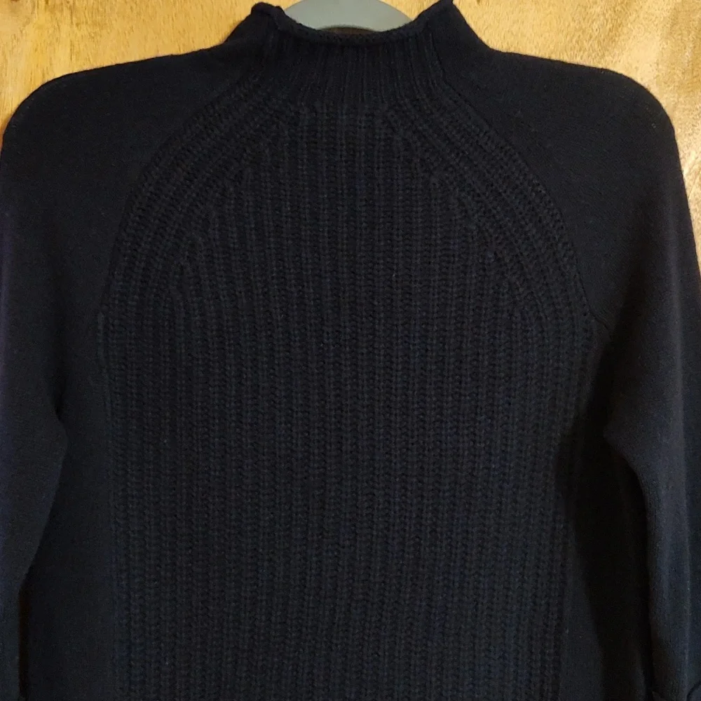 J. Crew Women's Ribbed Knit Fisherman's Sweater Navy 100% Wool Funnel Neck Sz XS